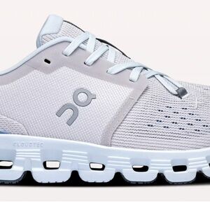 Women's On Cloud X 4 -
Commonwealth Running  size 9.5